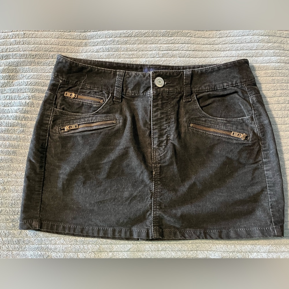 American eagle black miniskirt - size 4